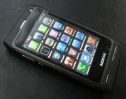 Nokia N8 - 2 сим,  сенсор,  TV,  FM,  Mp3,  Mpeg4,  2, 0 Mpx,  русифицирован.