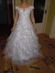  Свадебное платье  80 $