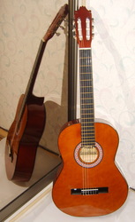 Продам классическую гитару Praga Cg-1,  новая