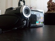 Цифровая видеокамера Sony DDV-D9