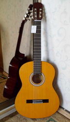 Продам классическую гитару Aria (Akn-15) новая
