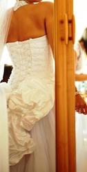 Свадебное платье  с шикарным бантом