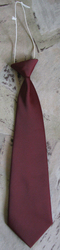 Продам галстук бордовый на резинке для мальчика