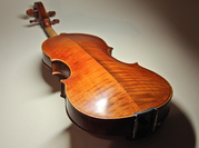 Продам мастеровую скрипку 4/4,  яркое и одновременно нежное звучание