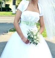 Продам красивое свадебное платье из салона Le Rina 