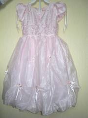 Нарядное нежно-розовое платьице для девочки 4-7 лет
