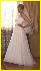 Прекрасное свадебное платье (белое)