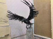 Сварная скульптура орел