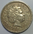 Монета one pound Elizabeth II 2001