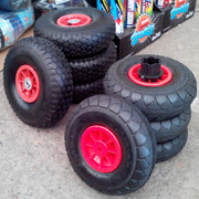 Резиновые колеса для детских электромобилей.