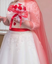 Шикарное платье цвета айвори для счастливой невесты 