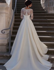 Продам шикарное свадебное платье коллекции Crystal