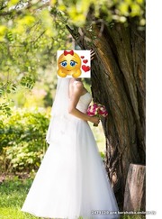 Продам нежное свадебное платье размер 42-44,  рост 164 + 10 см каблук