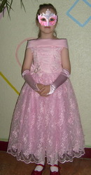 Красивое нарядное платье для девочки 6-7 лет