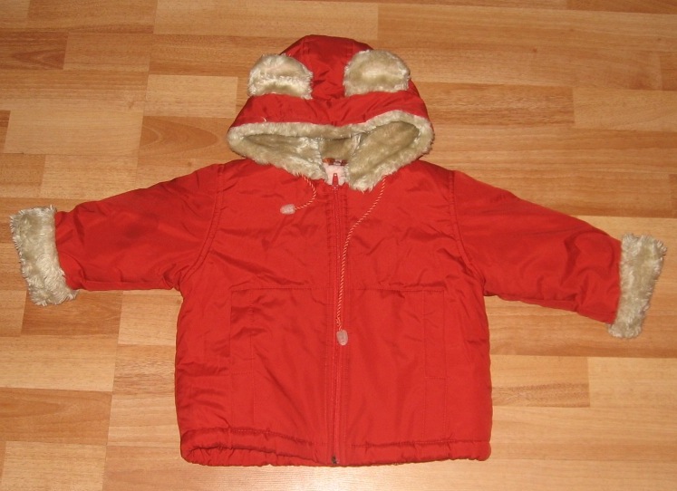 Куртка зимняя, цвет красный, р-р 2-3 года. . 60 000 руб. Беларусь, Минск.